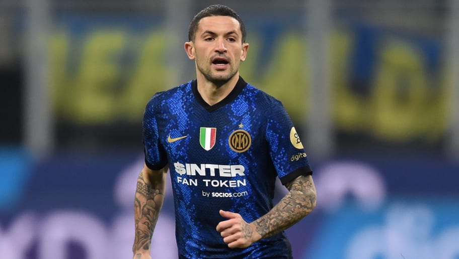 Il Tottenham chiede Sensi in prestito all’Inter e punta tre giocatori della Roma