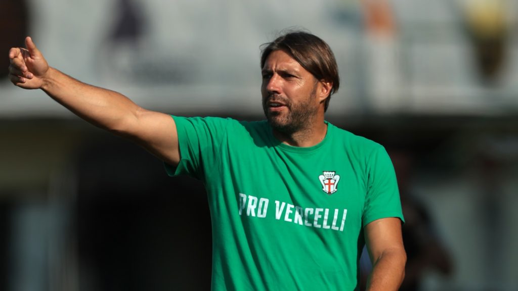 Pro Vercelli, Dossena: “Giocare ogni 3 giorni? Un altro sport”