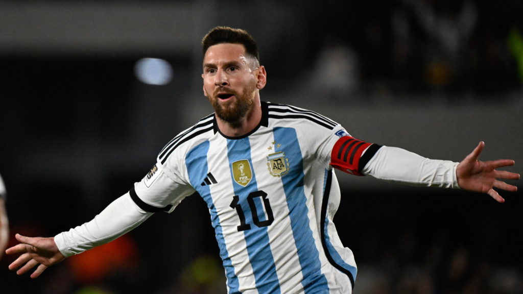 Pallone d’oro 2023, rivelati i vincitori: ottava meraviglia per Messi