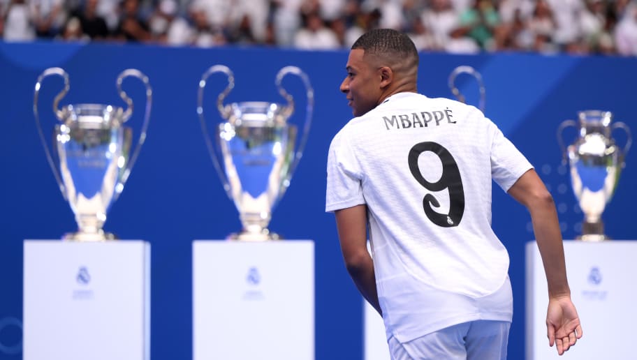 Perché Kylian Mbappé ha scelto la maglia numero 9 del Real Madrid?