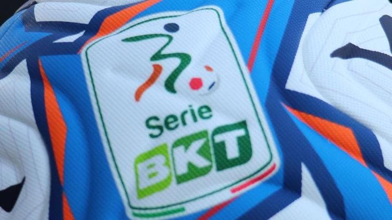 Ascolti in crescita e tante piazze importanti, ma la serie B è ancora senza tv