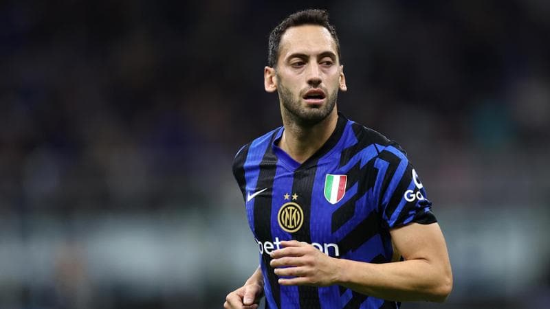 Inter, Calhanoglu si ferma: niente Champions, a rischio per la Juve