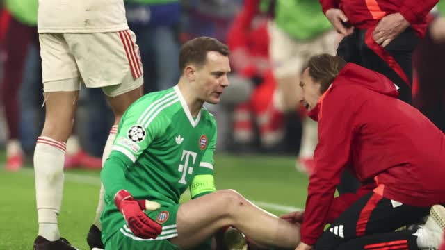 Kompany provides Neuer update after freak injury