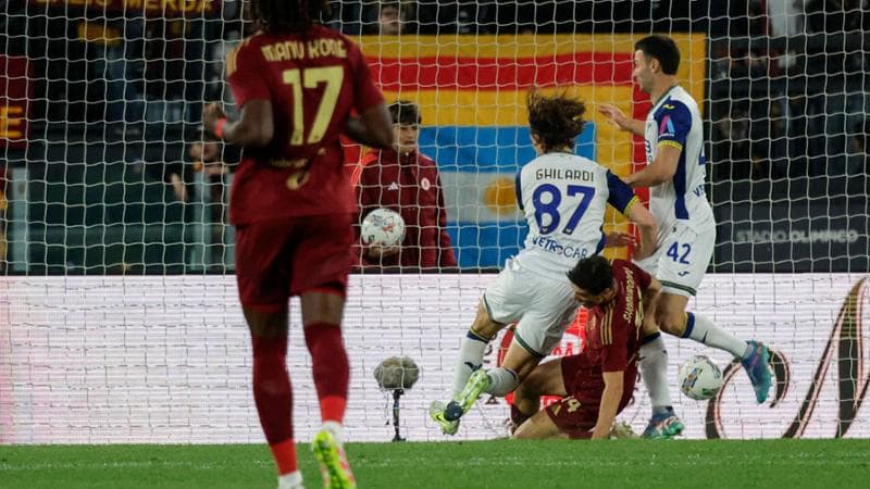 Roma-Verona 1-0: un guizzo di Shomurodov tiene i giallorossi attaccati all’Europa