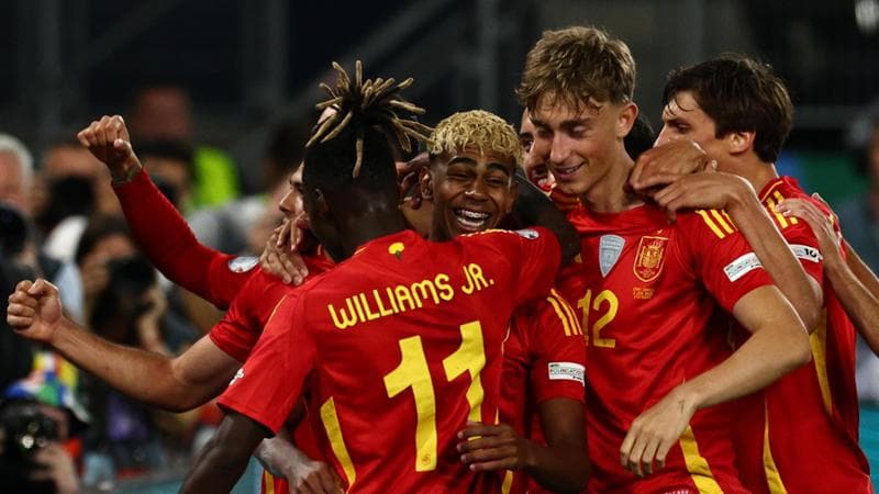 Spagna show, la Francia si sveglia tardi: 5-4. Iberici in finale di Nations League