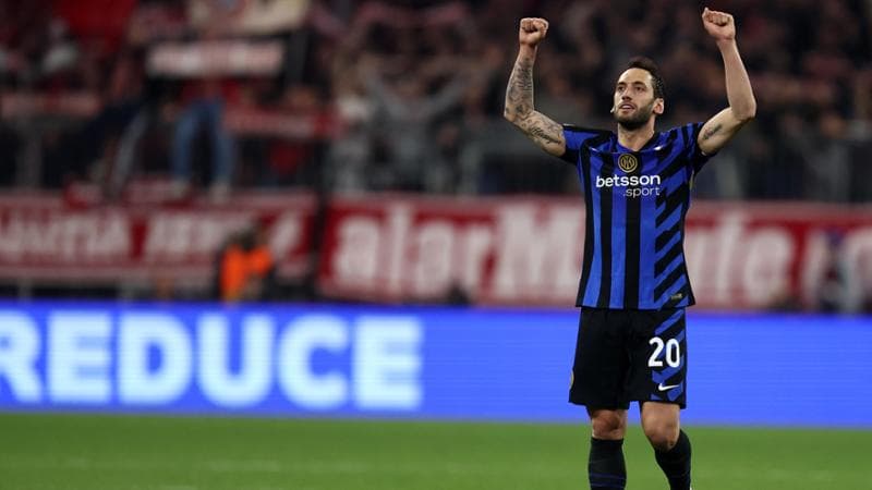 Inter, la telenovela continua. Marotta: “Calhanoglu resta con noi”