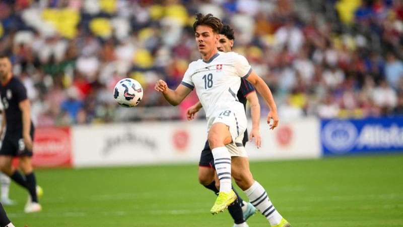 Milan, offerta per Jashari. Nico Paz resta al Como