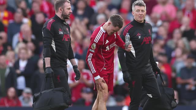‘Welcome to the Premier League!’ – Slot on Wirtz cramping up v Arsenal